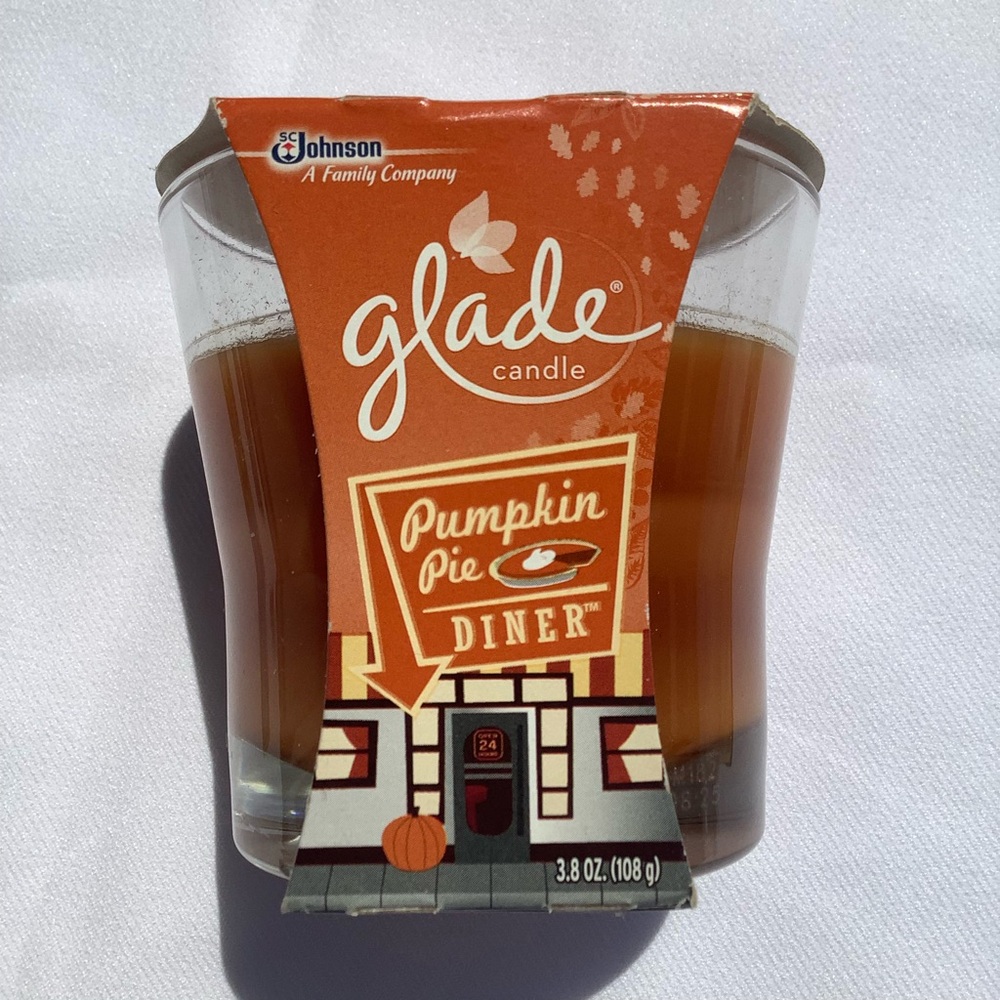 Limited Edition Glade Candle Pumpkin Pie Diner Fall Season